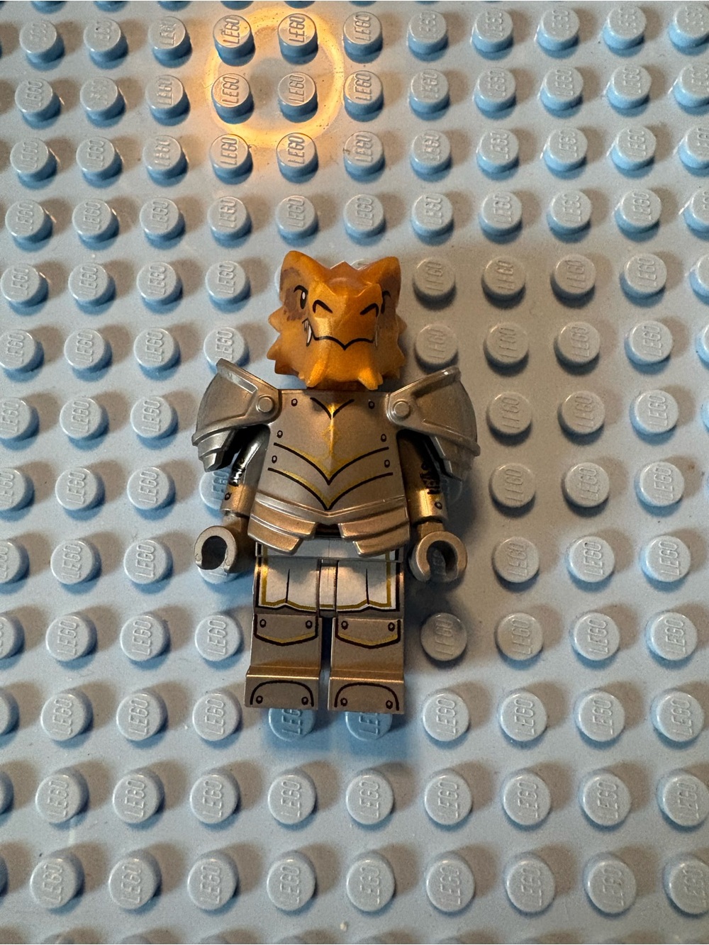 Lego Minifigure Dragonborn Paladin Dungeons & Dragons
